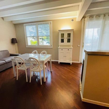 Apartamento Desehouse Desenzano del Garda Exterior foto