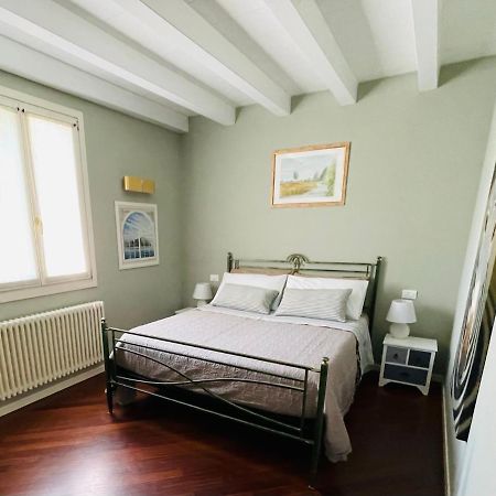 Apartamento Desehouse Desenzano del Garda Exterior foto