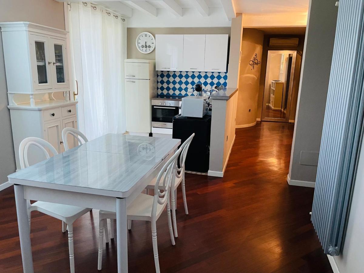 Apartamento Desehouse Desenzano del Garda Exterior foto