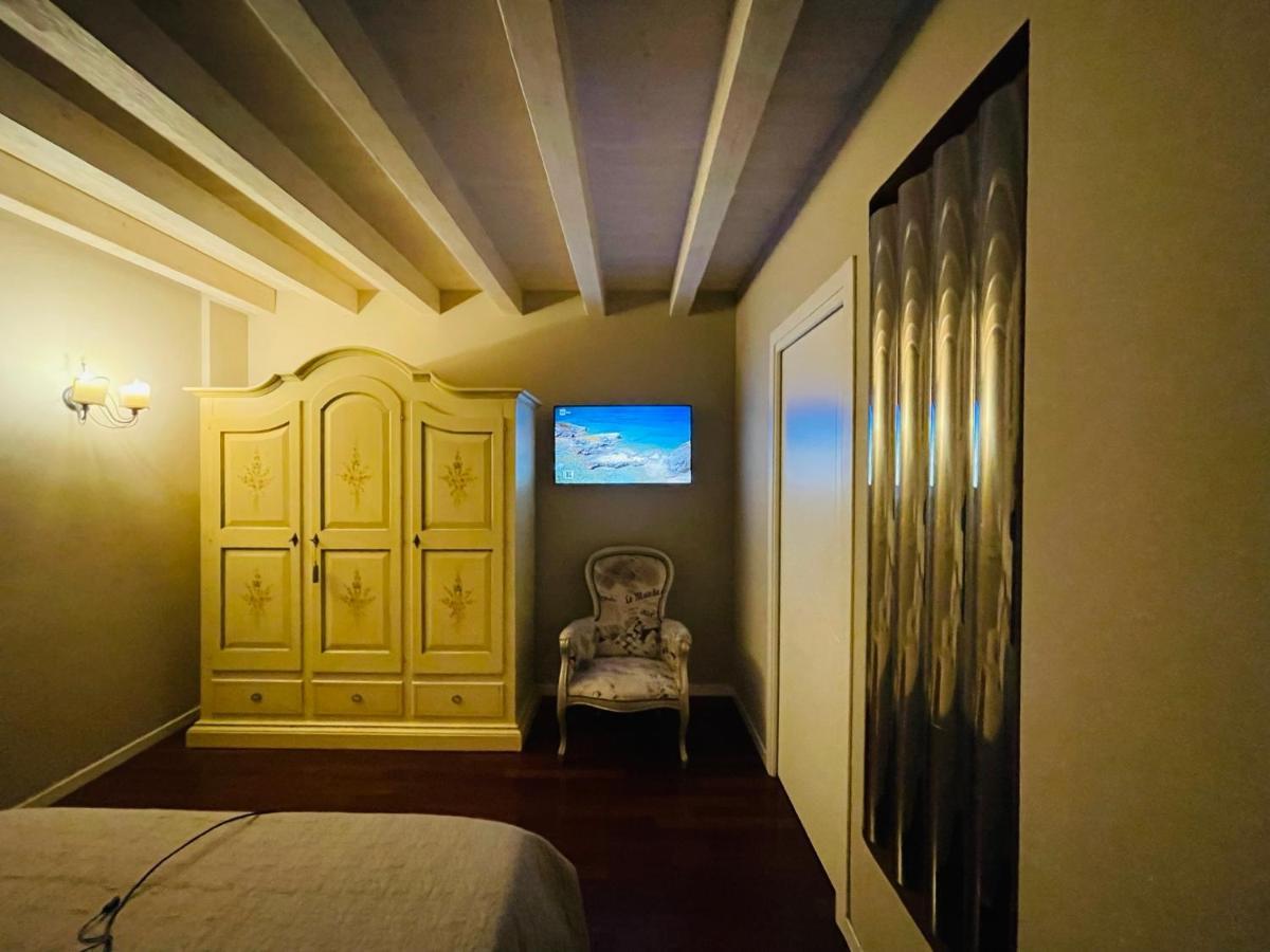 Apartamento Desehouse Desenzano del Garda Exterior foto